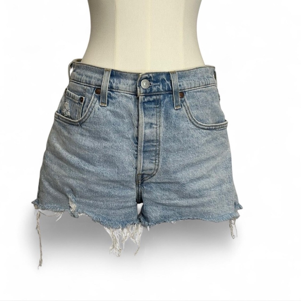 Levi 501 Women's light Wash Denim Blue Distressed Shorts